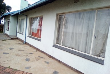 16 Bedroom House  For Sale in Cresslawn | 1334528 | Property.CoZa