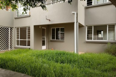 3 Bedroom Townhouse  For Sale in Halfway Gardens | 1334564 | Property.CoZa