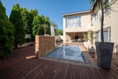 4 Bedroom House  For Sale in Fourways | 1335957 | Property.CoZa