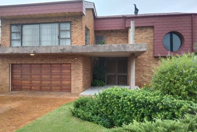4 Bedroom House  For Sale in Pine Ridge | 1337170 | Property.CoZa
