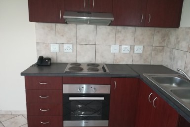 2 Bedroom Apartment / Flat  For Sale in Buh Rein Estate | 1339378 | Property.CoZa