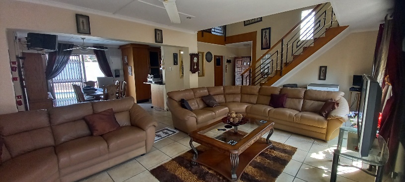 6 Bedroom House  For Sale in Veld And Vlei | 1343020 |  Photo Number 8