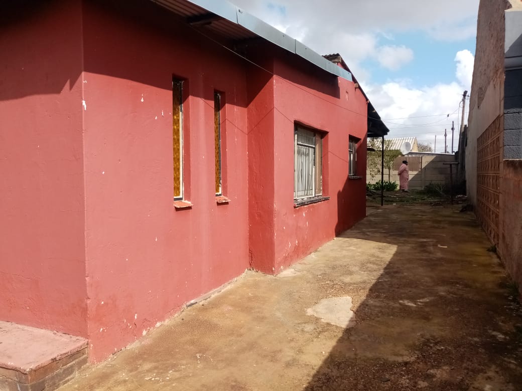 4 Bedroom House  For Sale in Daveyton | 1345356 | Property.CoZa