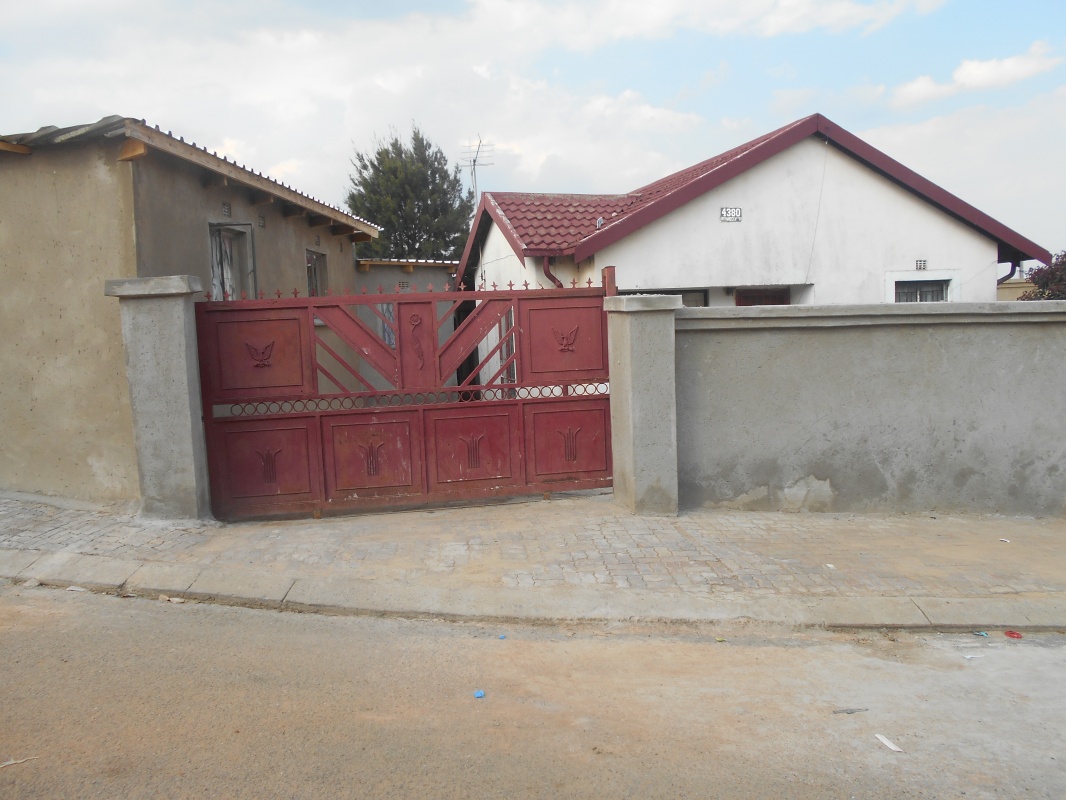 11 Bedroom House  For Sale in Umthambeka Ext 11 | 1346213 | Property.CoZa