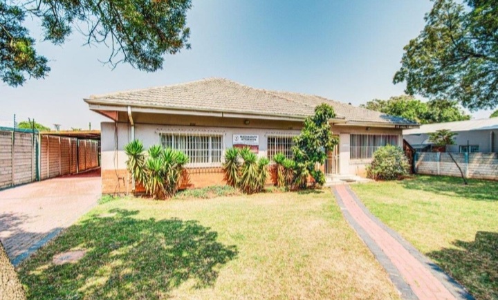 4 Bedroom House  For Sale in Kempton Park Central | 1346786 |  Photo Number 28