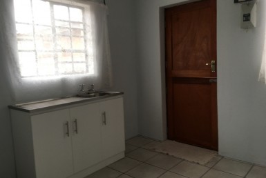 2 Bedroom House  For Sale in Louwville | 1348711 | Property.CoZa