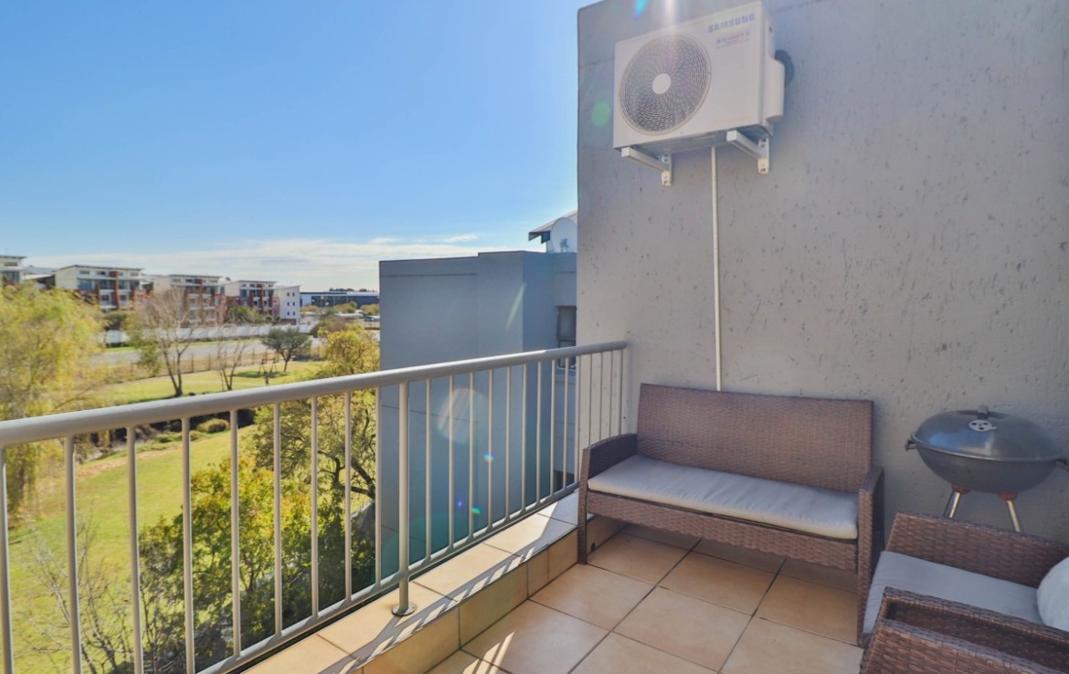 2 Bedroom Apartment / Flat  For Sale in Greenstone Hill | 1352074 |  Photo Number 19