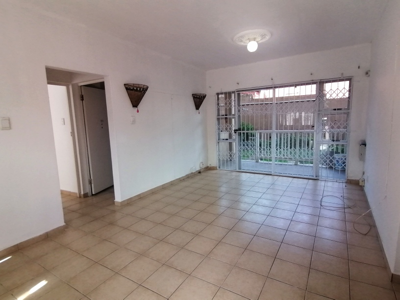 3 Bedroom Apartment / Flat  For Sale in Tongaat Central | 1352154 |  Photo Number 3