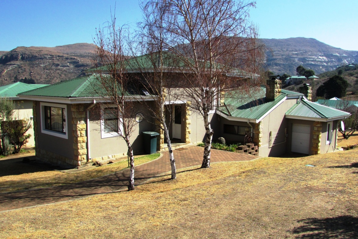 2 Bedroom House  For Sale in Clarens Golf & Trout Estate | 1353007 | Property.CoZa