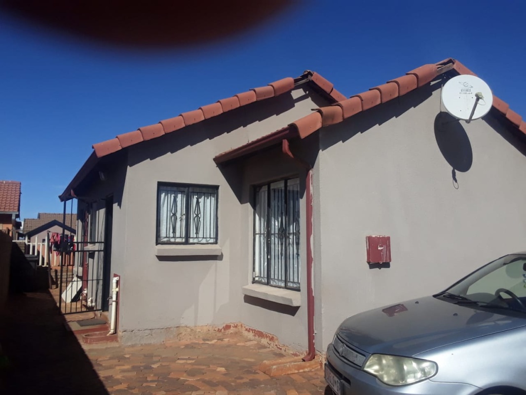 3 Bedroom House  To Rent in Protea Glen Ext 12 | 1354995 | Property.CoZa