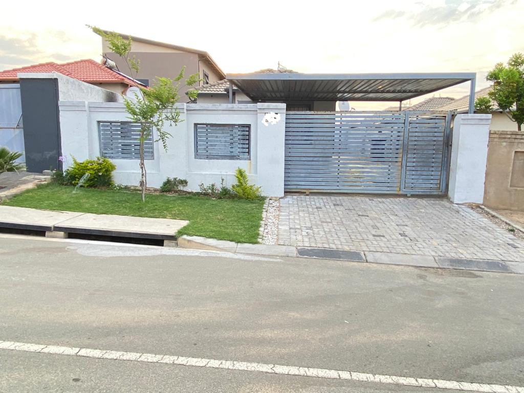 3 Bedroom House  For Sale in Riverside View Ext 35 | 1355483 | Property.CoZa