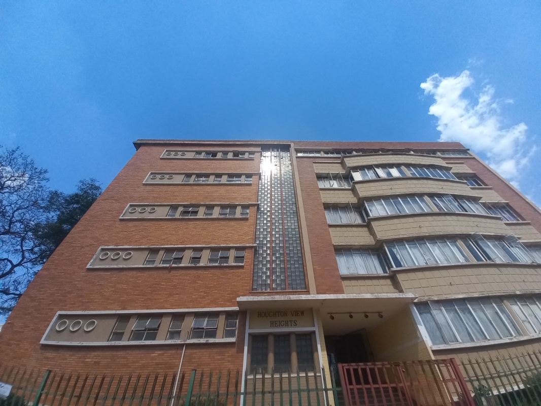 2 Bedroom Apartment / Flat  For Sale in Yeoville | 1357053 | Property.CoZa