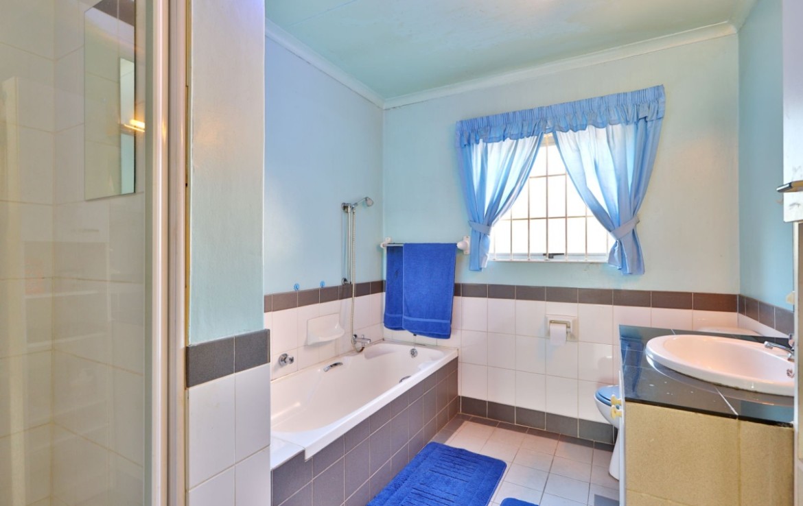 3 Bedroom Apartment / Flat  For Sale in Sunninghill | 1359511 |  Photo Number 16