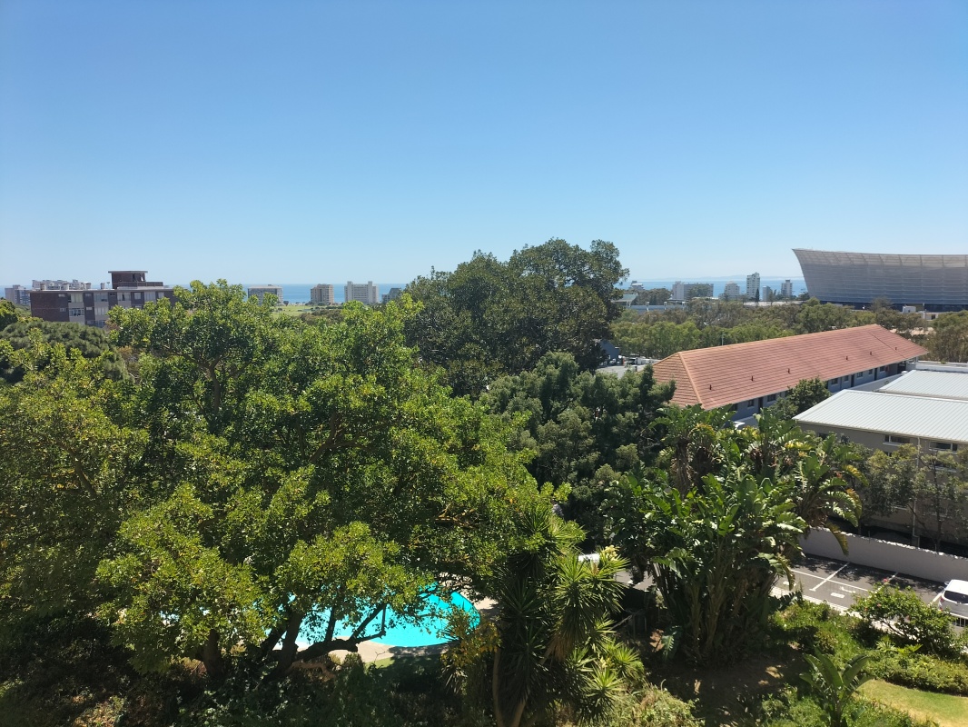 2 Bedroom Apartment / Flat  For Sale in Green Point | 1359926 | Property.CoZa