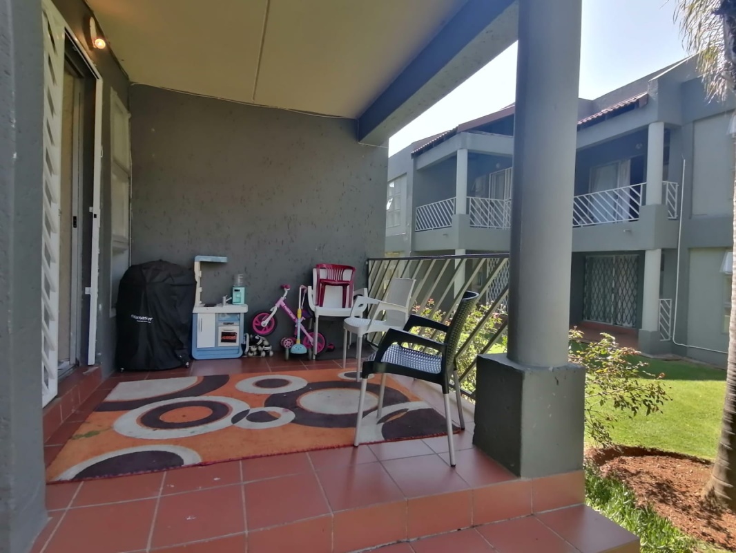 3 Bedroom Apartment / Flat  For Sale in Mulbarton | 1360016 | Property.CoZa