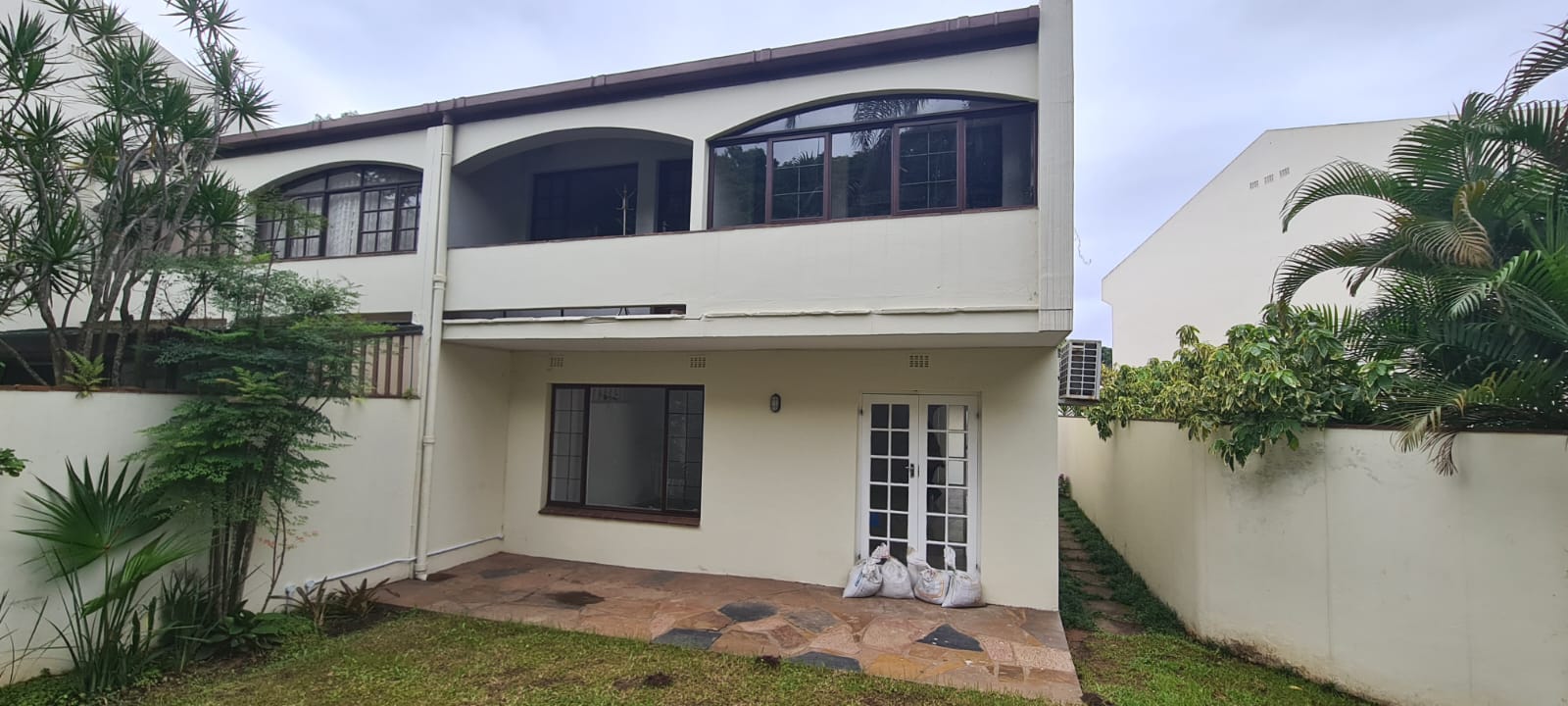 3 Bedroom Townhouse  For Sale in Westville | 1360029 | Property.CoZa