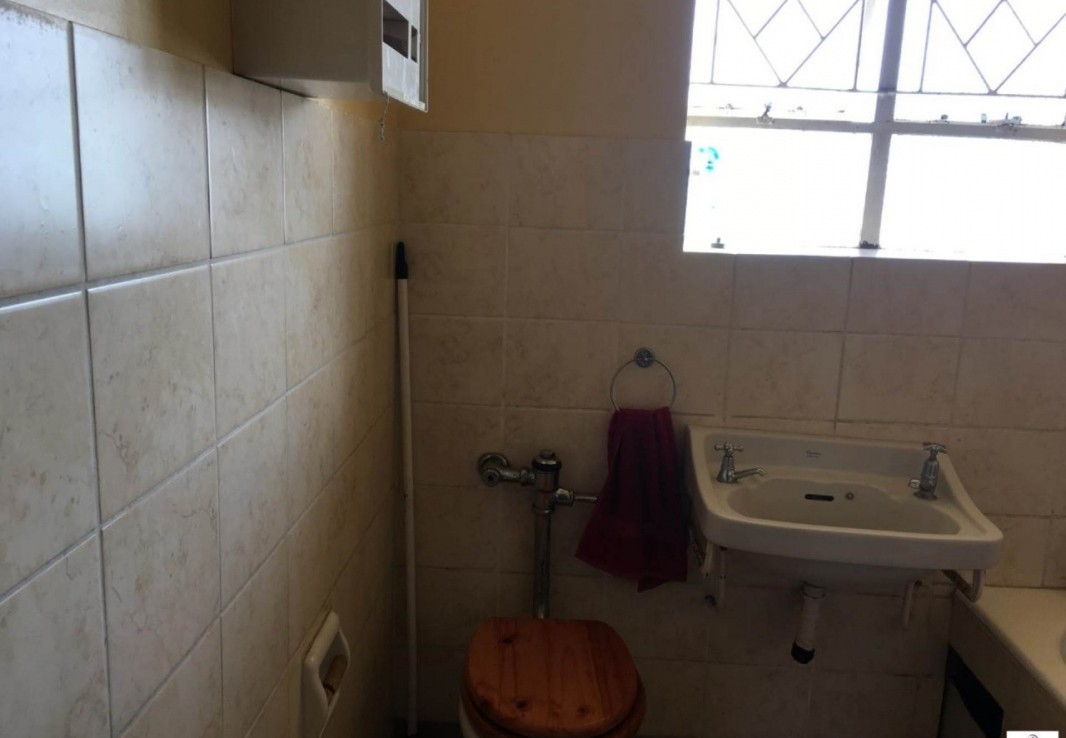 2 Bedroom   For Sale in Bloemfontein | 1236105 |  Photo Number 17