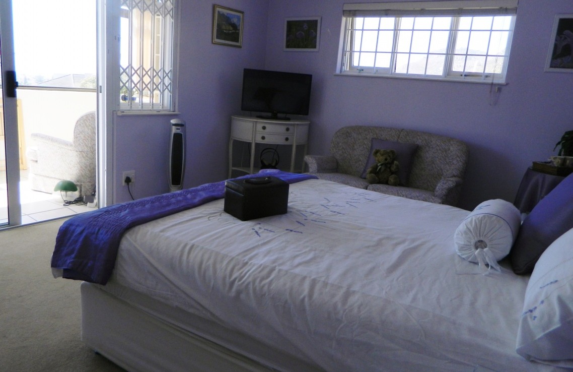 3 Bedroom   For Sale in Fish Hoek | 1304036 |  Photo Number 12
