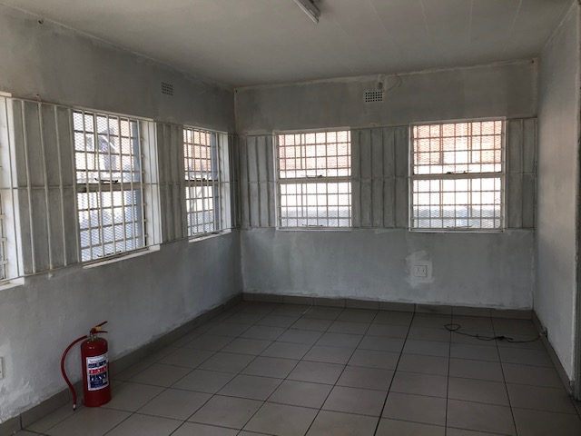   To Rent in Wynberg | 1313132 |  Photo Number 3