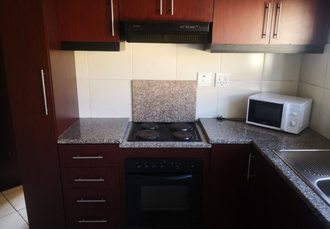 2 Bedroom Apartment / Flat  To Rent in Umhlatuzana | 1313457 |  Photo Number 1