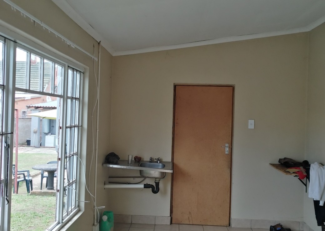 4 Bedroom   For Sale in Pietermaritzburg Central | 1318045 |  Photo Number 4