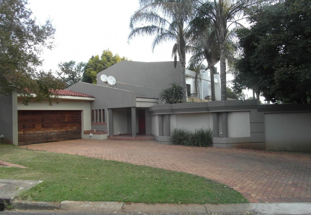 3 Bedroom Apartment / Flat  To Rent in Northcliff | 1324102 |  Photo Number 1
